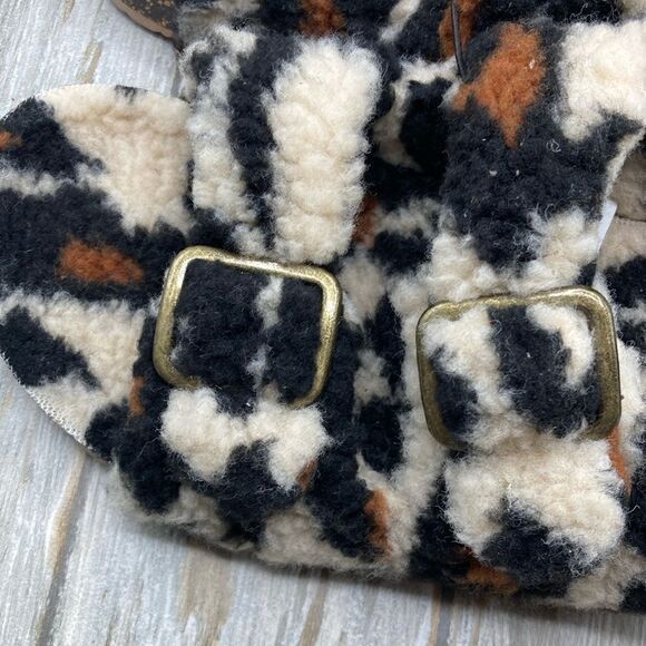 Fuzzy Leopard 2 Band Luxe Step In Comfy Indoor Outdoor Sandals Slippers Shoes 6 - Picture 3 of 9